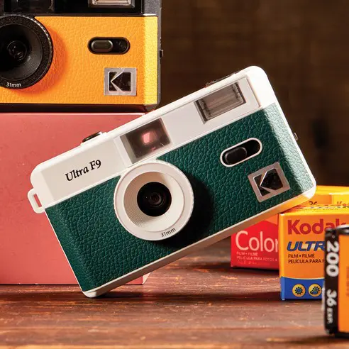 Kodak Ultra F9 코닥 울트라 F9 다회용 필름카메라 추천, 35mm 필름 교체 내장 플래시 170g 새 제품 첫 필카